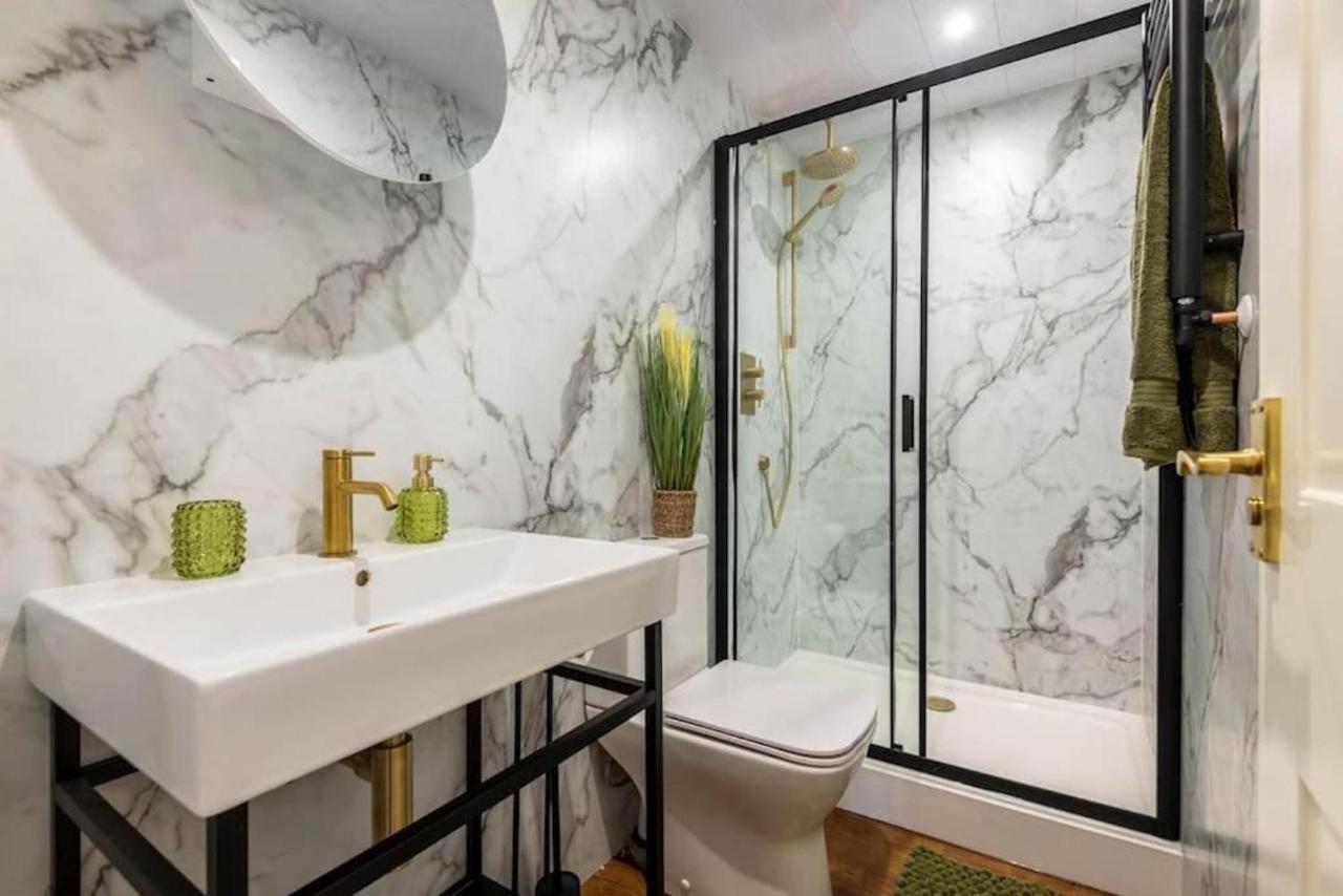 Arbroath Luxury Apartment In Mcm Style Esterno foto
