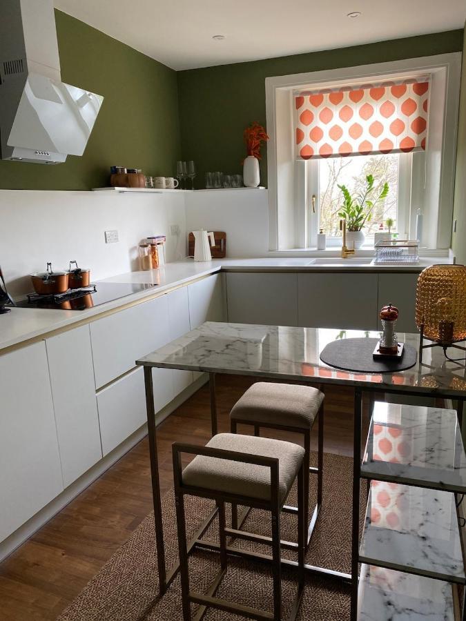 Arbroath Luxury Apartment In Mcm Style Esterno foto